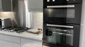 Lovely 2 bed apartment with hot tub log burner and off street parking - Image 4
