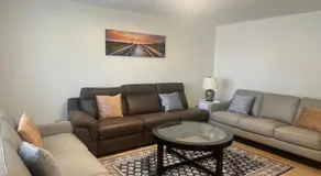 Sharuns Vacation House - Image 2