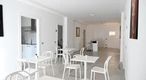 Crazi Suites - Image 4