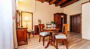 Knížecí apartmány Regent - Image 4