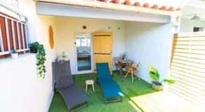 Love Room du Mont d'Or - Baignoire SPA - Minibar offert - Image 5