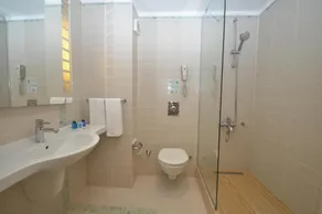 La Blanche Resort & Spa - Image 2