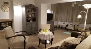 Edit Villa - Image 2