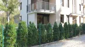 Lakeview Apartment - Image 2