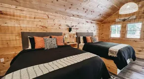 Cabin #1 Studio with Kitchenette - Image 2