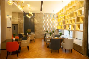 Echarm Hotel Beijing West Railway Station South Square - Image 3