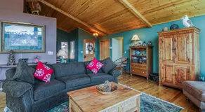 Elegant Mountain Retreat Shared Hot Tub Pool & Resort Amenities - Near Beach - Image 2