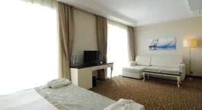 Goldcity Hotel - Image 3