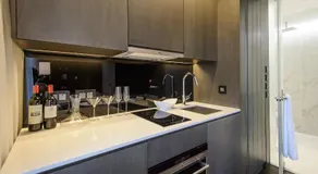 EAST Apartments - Image 3