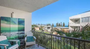 Sealanes Unit 8 Kings Beach QLD - Image 4