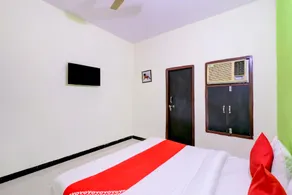 OYO 75016 Hotel Dezire - Image 3