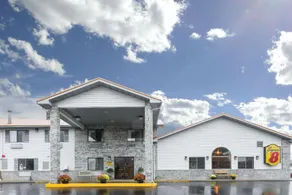 Super 8 by Wyndham Gallipolis Pt Pleasant Area - Image 2