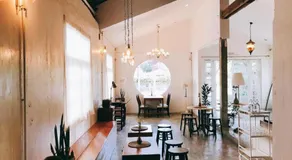 Khemjit cafe' and bed - Image 2