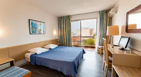 Hôtel du Port, Canet-en-Roussillon - Image 2