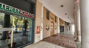 Hotels Daffodils Connaught Place - Image 4
