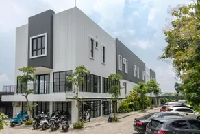 INNCA De Diana's Home, Semarang - Image 2