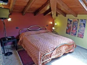 Exclusive villa in the countryside of Pistoia with private pool and jacuzzi - Image 2