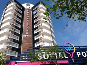 The Corner Park Hotel - Image 3
