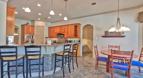 Driftwood Manor - Image 4