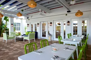 Blue Moon Hotel - Image 5