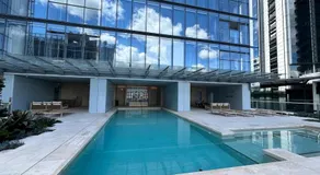 Greatest Sydney Harbour Bridge View! Luxury Barangaroo Residence, next to Crown Casino - Image 3