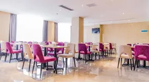 Lavande Hotels Xuzhou Yunlong Wanda Medical University - Image 5