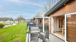 Huckleberry Lodge with Hot Tub - Image 4