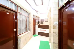 SPOT ON 40709 Hotel King - Image 2