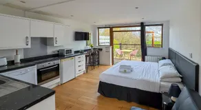 Waves Guest Suites - Image 3