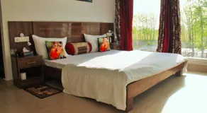 Farmers Villa - Image 2