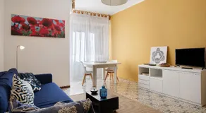 Santa Margherita Ligure, grand appartement de 3 pièces avec balcon à l'intérieur d'un parc fleuri - Image 2