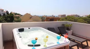 Villa Llevant HOT TUB, piscina, 400 metri dalla spiaggia WIFI A / C completo - Image 4