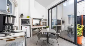 Aquitain Home - Studios & Appartements tout confort Bordeaux Gare St Jean - Image 3