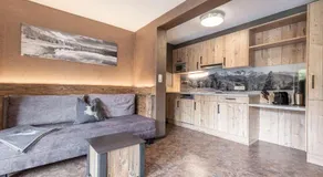 LAUDEGGHOF Ladis - Apartments with Castle Views - Image 3