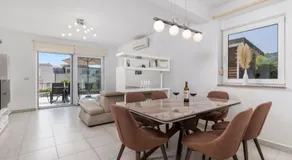 Pool Apartment Maurina Opatija with sea view - Image 3