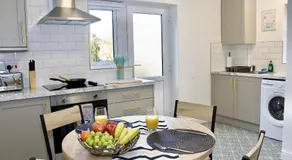 Cosy 2-Bed Home Near St Helens Centre - Free WiFi - Image 2