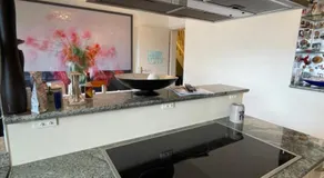Spacious and stylish Apartment in Zurich - Image 5