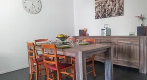 Paisible et Spacieux Appartement au calme proche métro limitrophe de Lyon - Image 2