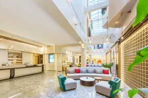 Dalian Airport Yingke Road Atour Hotel - Image 2