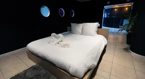 Blvck Spa - Image 2