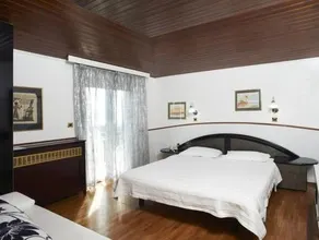 Hotel Tomi - Image 5