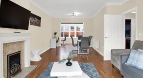 Spacious Family 3BR Near Stanmore Station- The Muse - Image 2