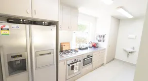 Lavender Hill Luxury Bandamp; B - Image 2