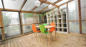 Modern 2 Bed Apartment - Image 4