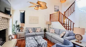 Charming Home - Pet Friendly - 4 Blocks from Beach - Image 2