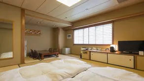 Terminal Hotel Toyo - Image 2