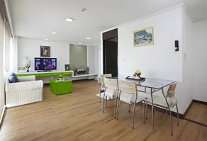 Summit Pavilion Hotel - Image 4