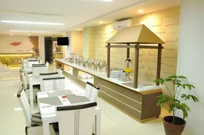 Tickle Hotel - Image 4