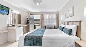 Apple & Grape Motel - Image 2