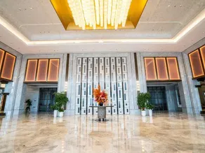 Wuxi Seaview One International Grand Hotel - Image 5
